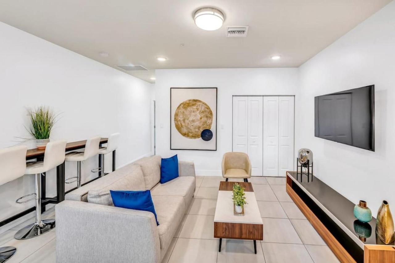Lilly At Aviara Lake Worth Lake Worth Beach Exterior foto